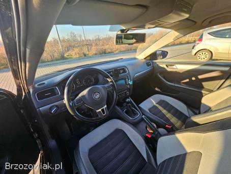 Volkswagen Jetta 1.  6 TDI 2011