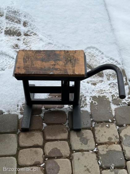 Stojak na motor cross