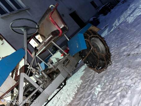 Traktor SAM z pługiem do śniegu (transport po zakupie)