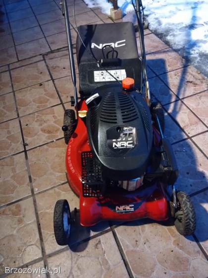 Kosiarka spalinowa z napędem