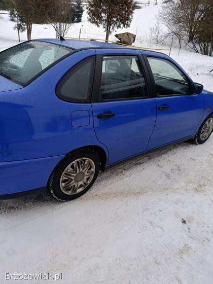 Seat Cordoba 1.  4 benz 2000