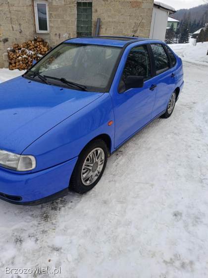 Seat Cordoba 1.  4 benz 2000