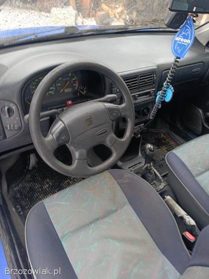 Seat Cordoba 1.  4 benz 2000