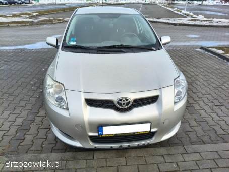Toyota Auris 1 2009