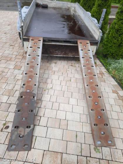 Przyczepa pod koparkę z najazdami,  oryginał.