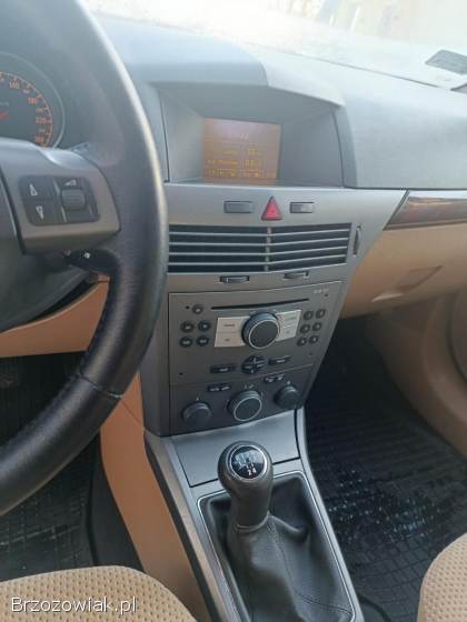 Opel Astra 1.  6 LPG 2004