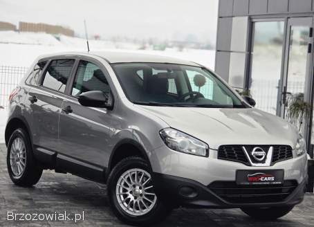 Nissan Qashqai 2.  0 4x4 Visia 2010