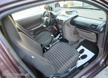 Toyota iQ 1.  0 2009