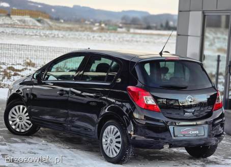 Opel Corsa 1.  4 16V Satelite 2011