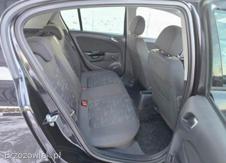 Opel Corsa 1.  4 16V Satelite 2011