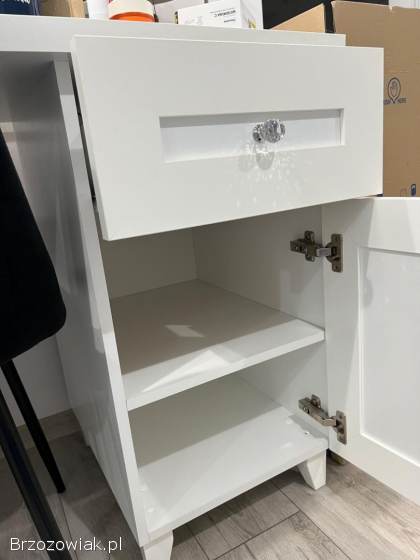 Biurko z lustrem+ gratis krzesło /toaletka