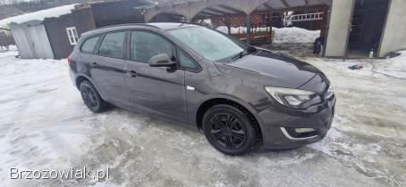 Opel Astra J 2012