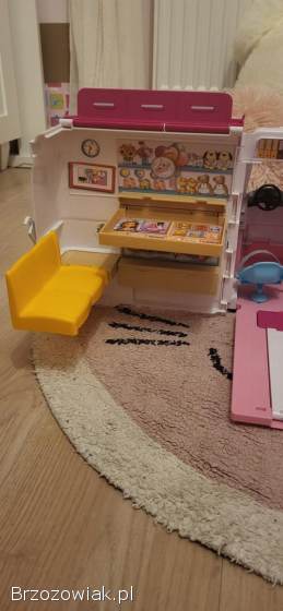 Camper Barbie Klinika