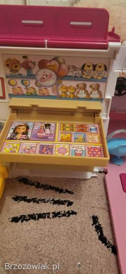 Camper Barbie Klinika