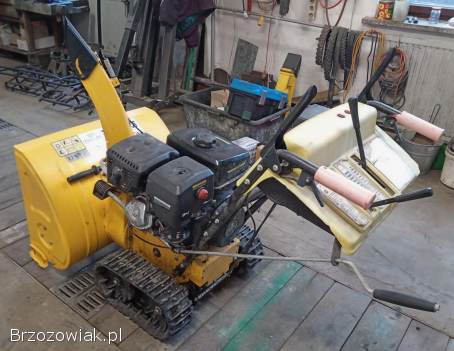 Sprzedam odśnieżarke spalinową na gąsienicach