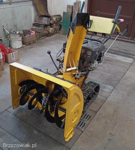 Sprzedam odśnieżarke spalinową na gąsienicach