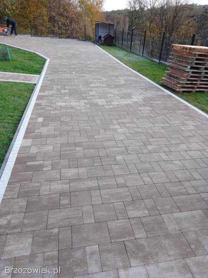 Układanie kostki brukowej