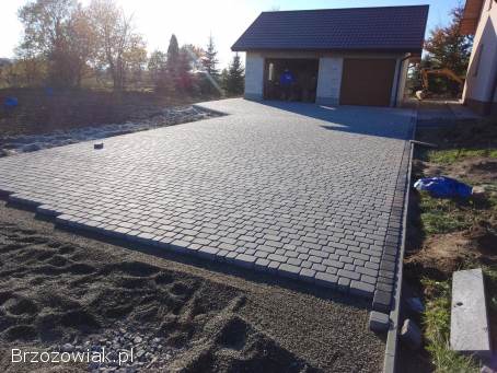 Układanie kostki brukowej