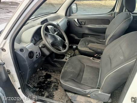 Peugeot Partner 1.  9D 70km 04r 2004