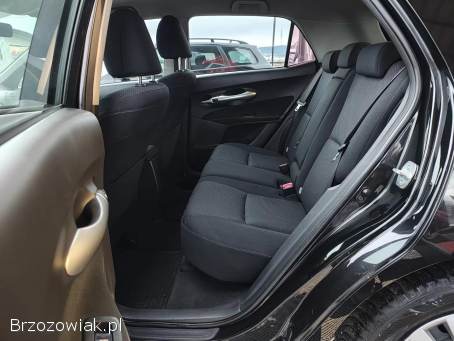 Toyota Auris 1.  4D-4D Zadbana!   2011