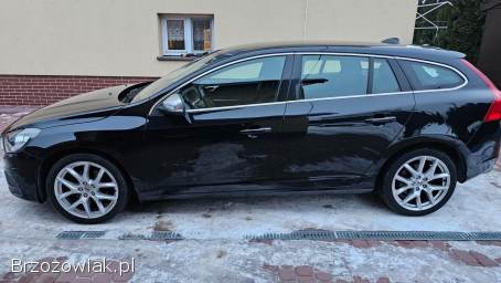 Volvo V60 2.  0D 136KM 5 cyl 2014