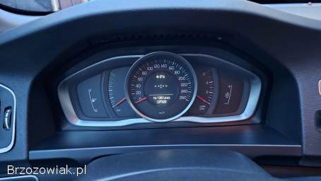 Volvo V60 2.  0D 136KM 5 cyl 2014