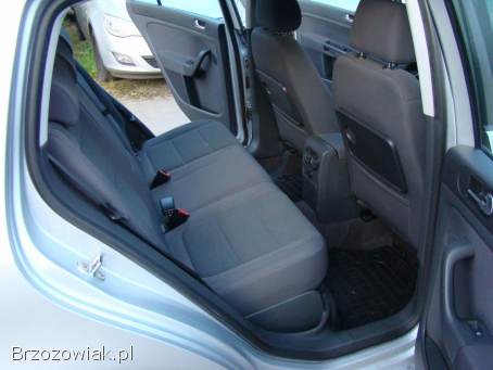 Volkswagen Golf Plus 1,  6 FSI benz.   2005