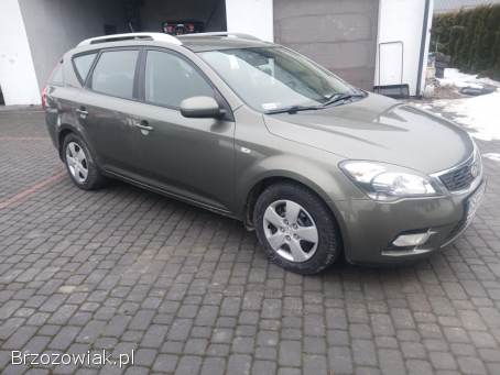 Kia Cee'd 1.  4 109KM 2010