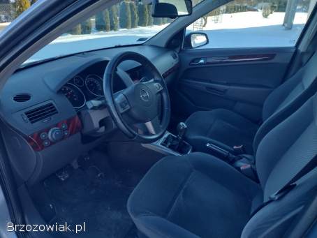Opel Astra Astra H 5-drzw 2004