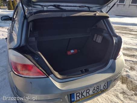Opel Astra Astra H 5-drzw 2004