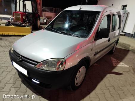 Opel Combo 1.  7 DI Osobowe 2004