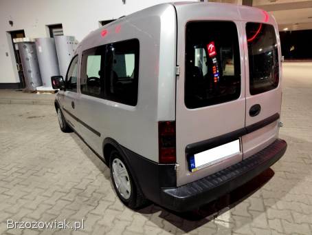 Opel Combo 1.  7 DI Osobowe 2004