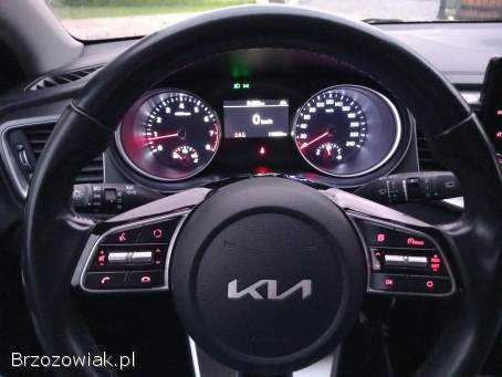 Kia Cee'd Xceed 1.  5T GDI 2022