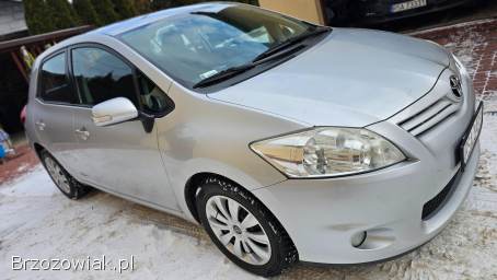 Toyota Auris 2.  0D4D 126KM 2011