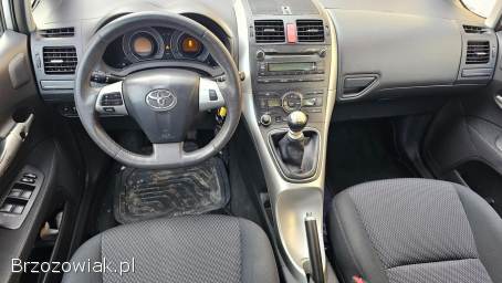 Toyota Auris 2.  0D4D 126KM 2011
