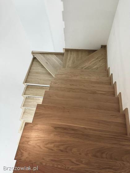 Schody drewniane dębowe lite zabiegowe,  parapety,  Schody na beton