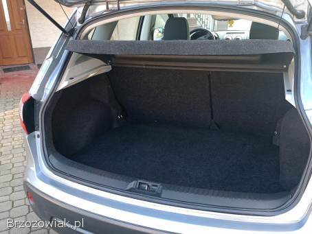 Nissan Qashqai 1,  6 benz.   2010