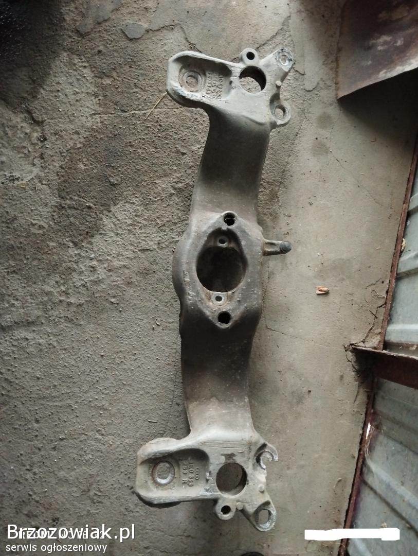 Audi A4B6,  B7 łapa podpora skrzyni biegów 1.  9 Tdi