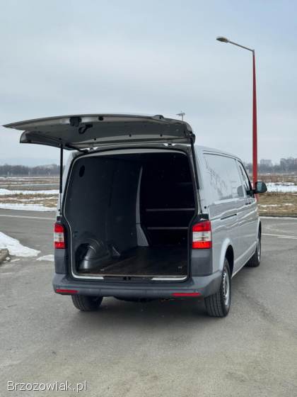Wynajem Volkswagen Transporter 2013 2.  0 TDI 140 KM