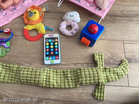 Zabawki zabawka dla dziecka lalka miś grzechotka przewijak leżaczek