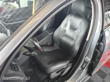 Volvo V60 Skóry!   2015