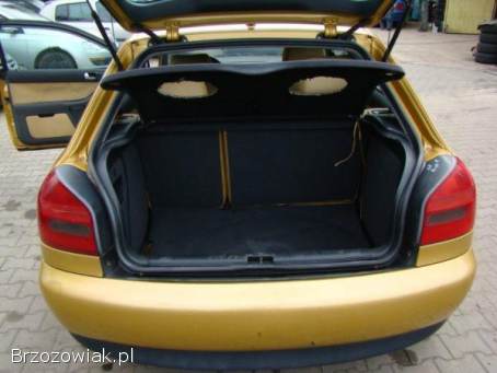 Audi A3 1.  8 20V benz.   1996