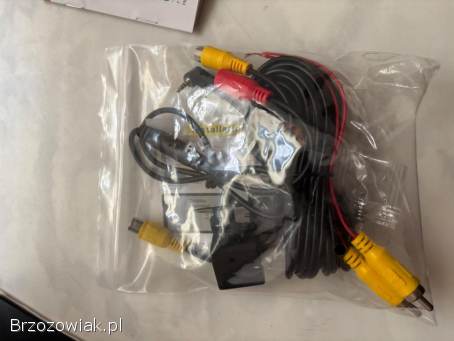 CarPlay z kamerą cofania