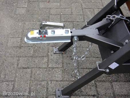 PIŁA POPRZECZNA WAHADŁOWA DO DREWNA OPAŁOWEGO 700mm: Napęd z silnika 13KM