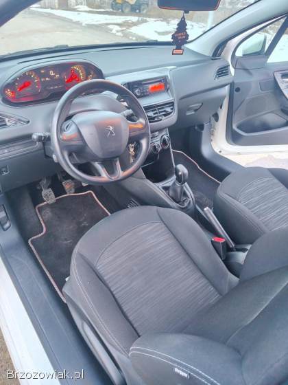 Peugeot 208 2013
