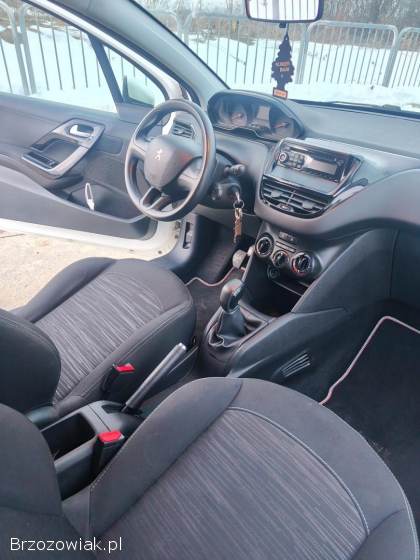 Peugeot 208 2013