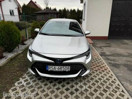 Toyota Corolla 2023 hybryda