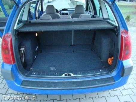 Peugeot 307 1,  6 16V (benz.  )  2003