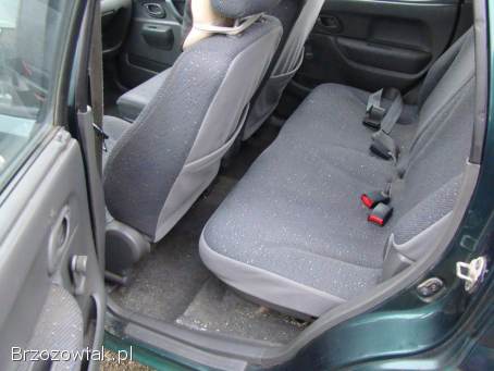 Suzuki Ignis 4x4 1.  3 (benz.  ) 2001