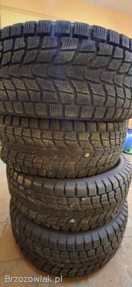 Sprzedam 4 opony zimowe DUNLOP Grandtrek 245/70 R16